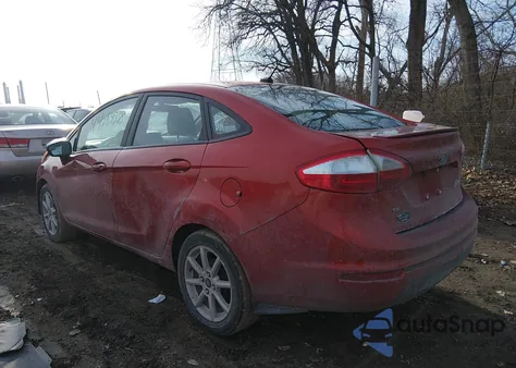 2018 Ford Fiesta Se z USA, uszkodzony, nr VIN 3FADP4BJ1JM121537